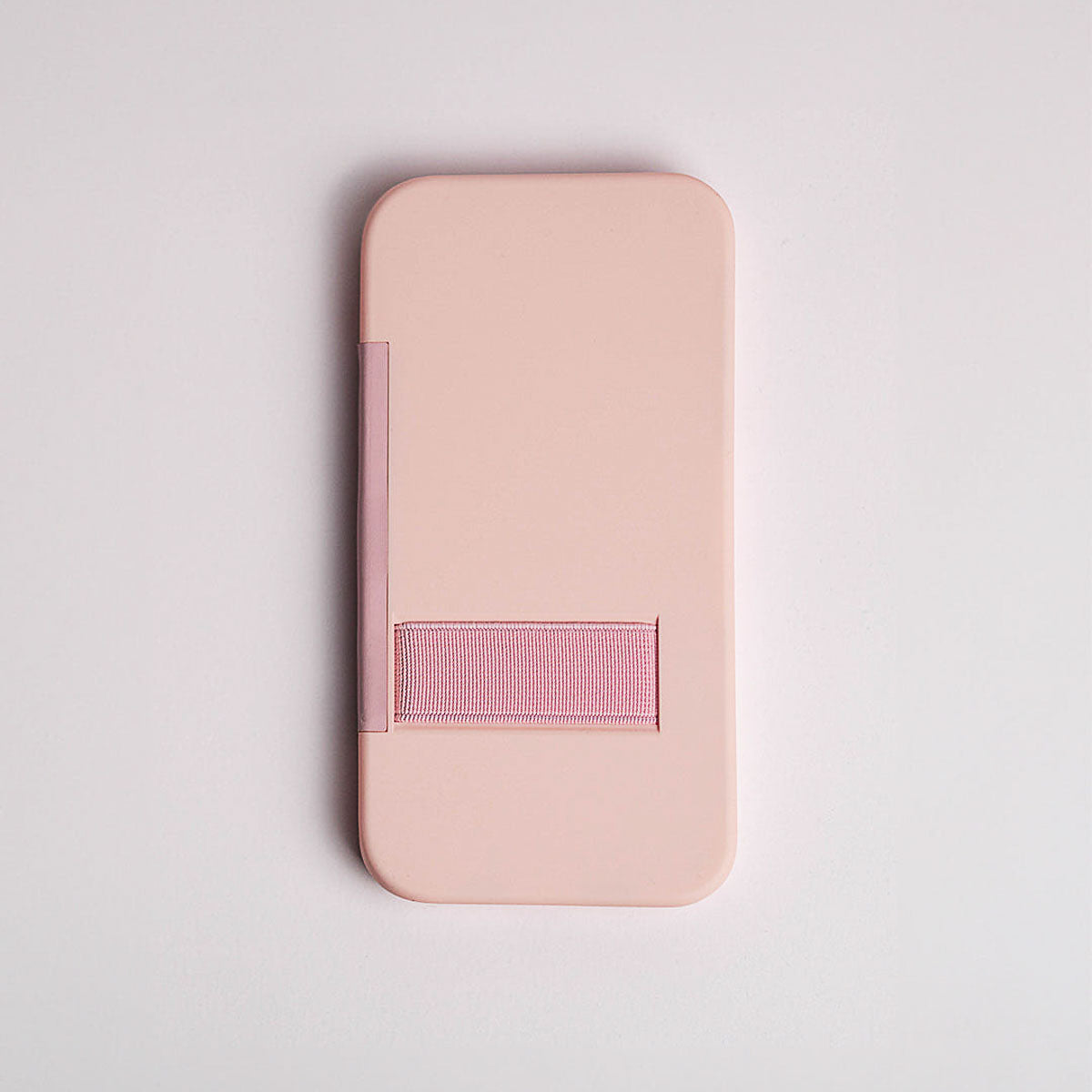 Klak iPhone-fodral. Självstängande. Med gratis gravyr