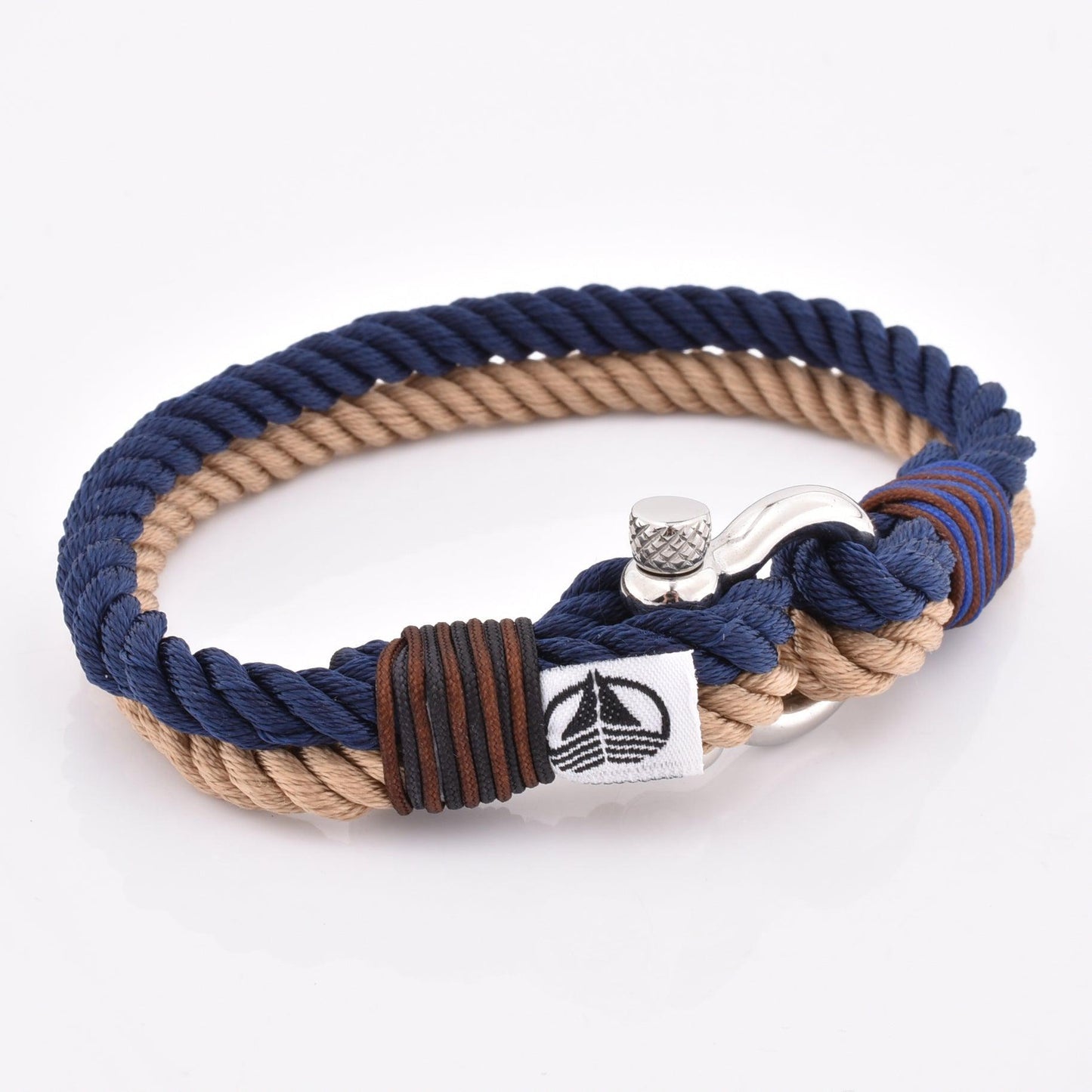Nautisches Armband aus Segeltau mit coolem Verschluss