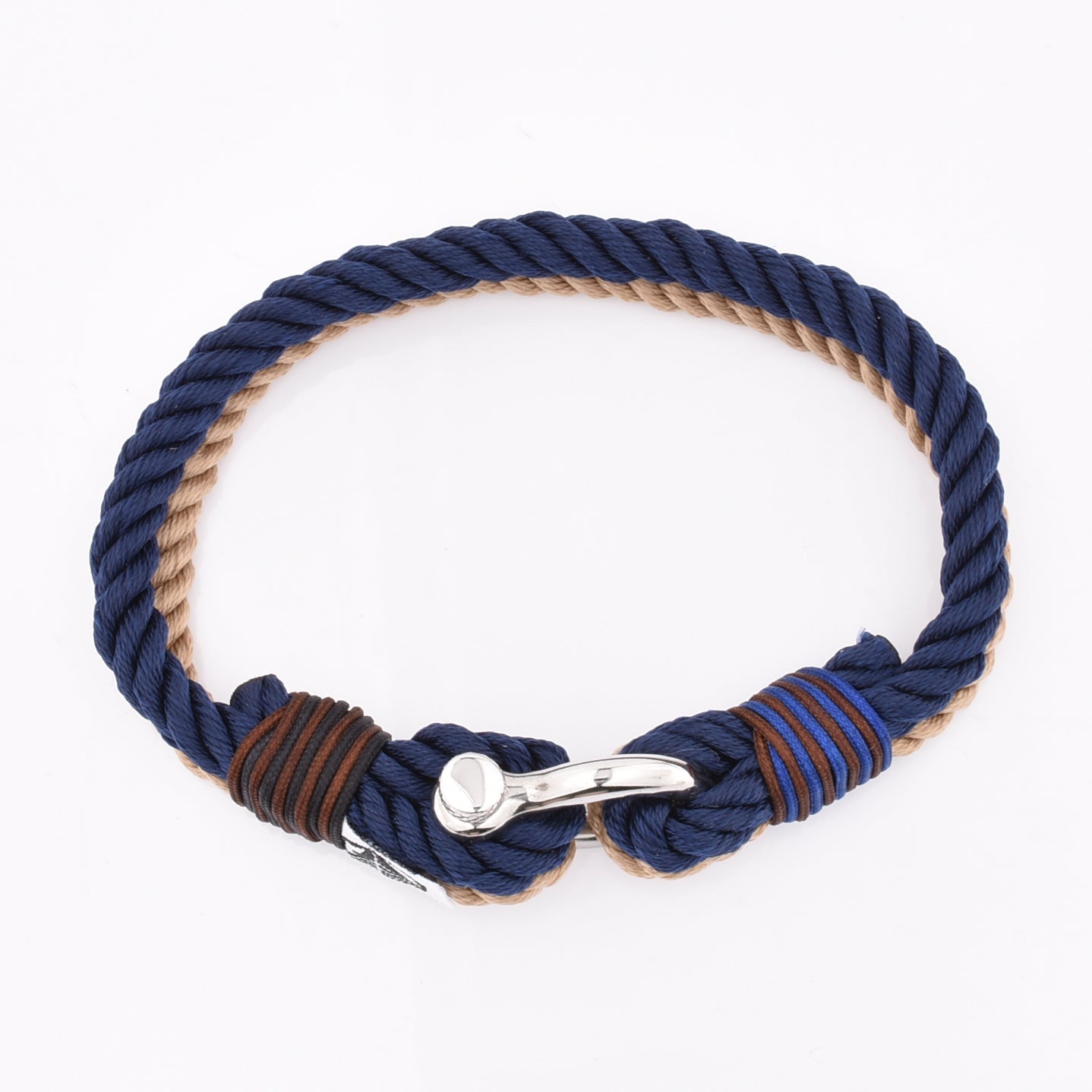 Nautisches Armband aus Segeltau mit coolem Verschluss