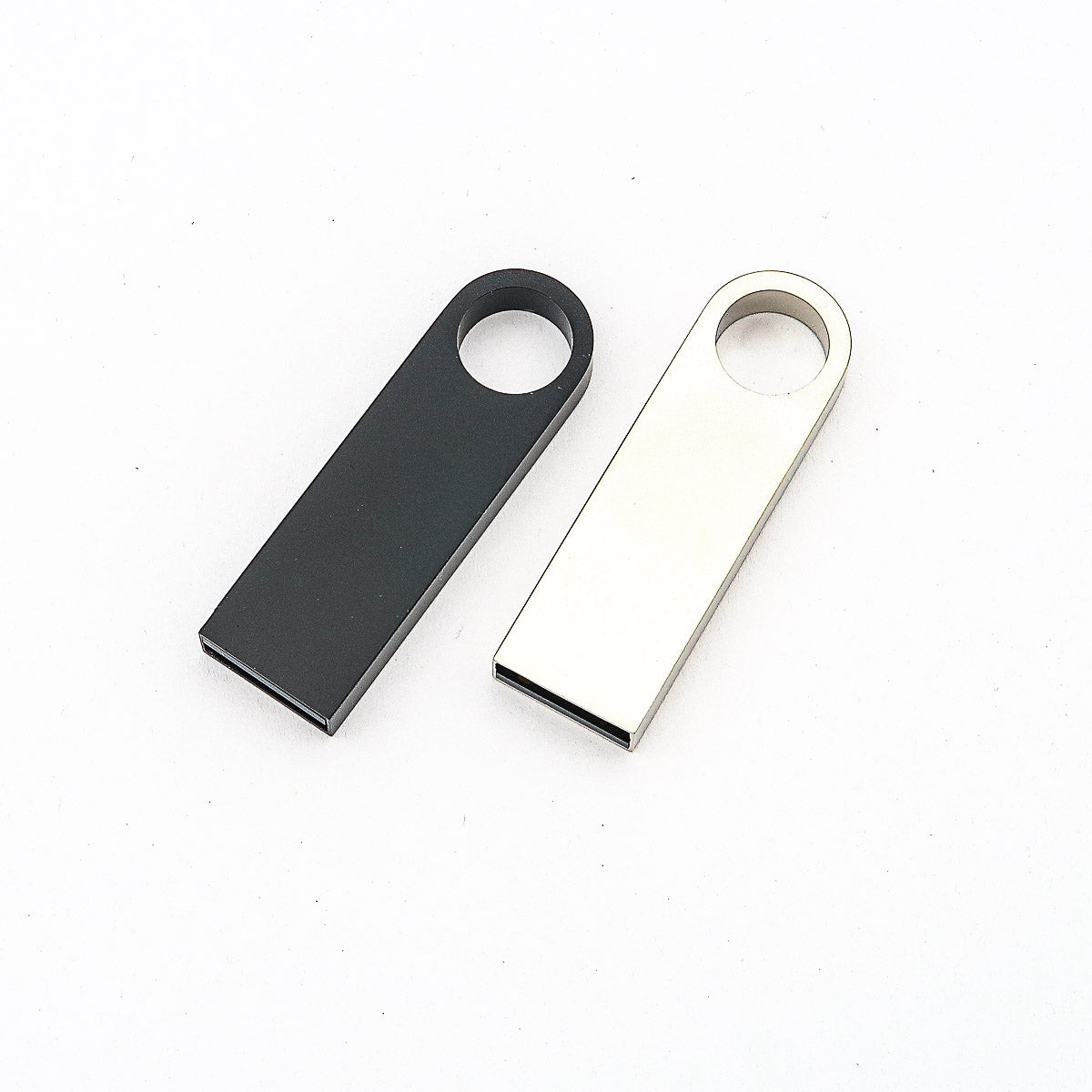 USB -stick personifierad med gravering från namn eller logotyp